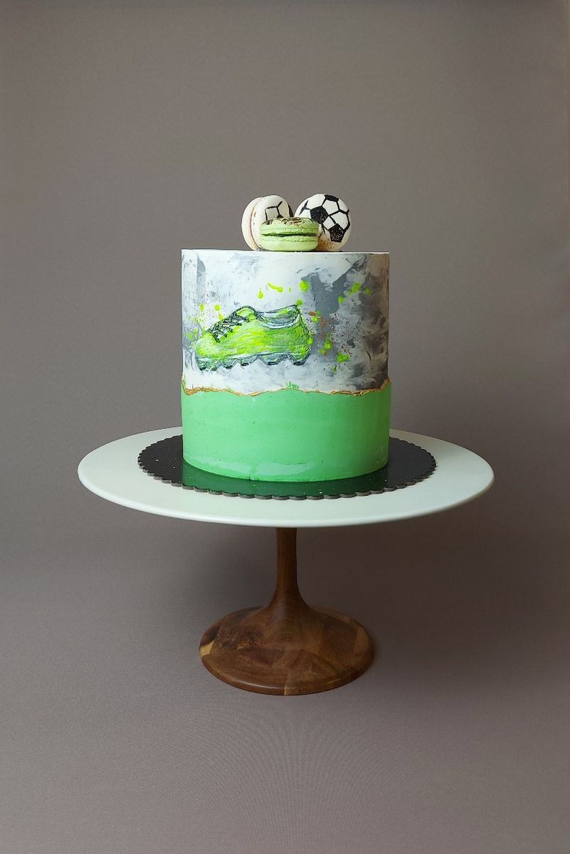 gyerek-torta-kisfiuknak